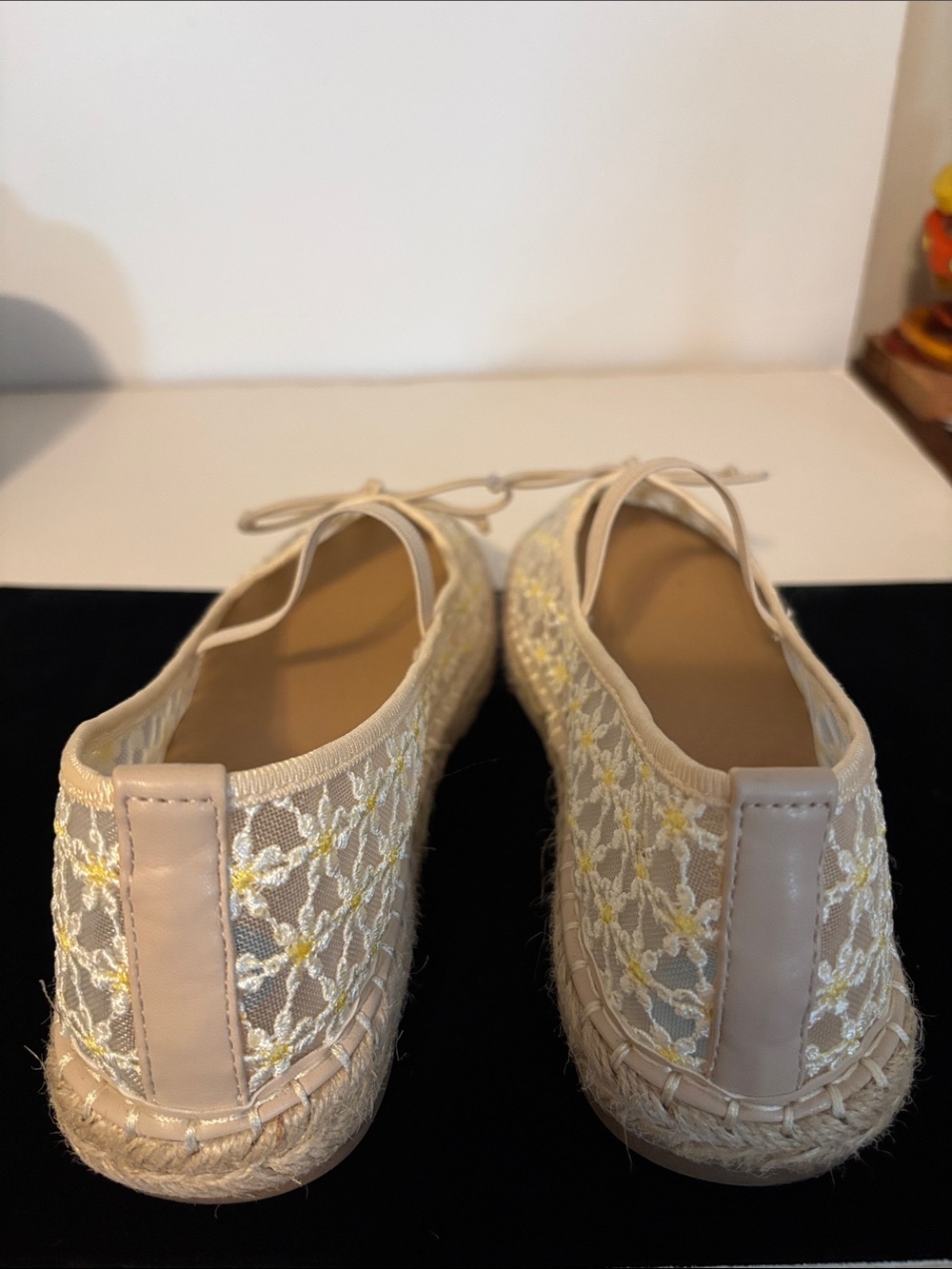 Madden Girl Sheer Daisy Flat - Picture 2 of 4